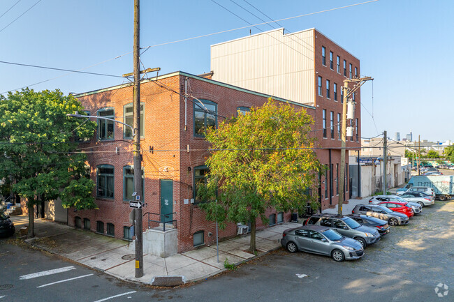 Building Photo - The Nylon Lofts