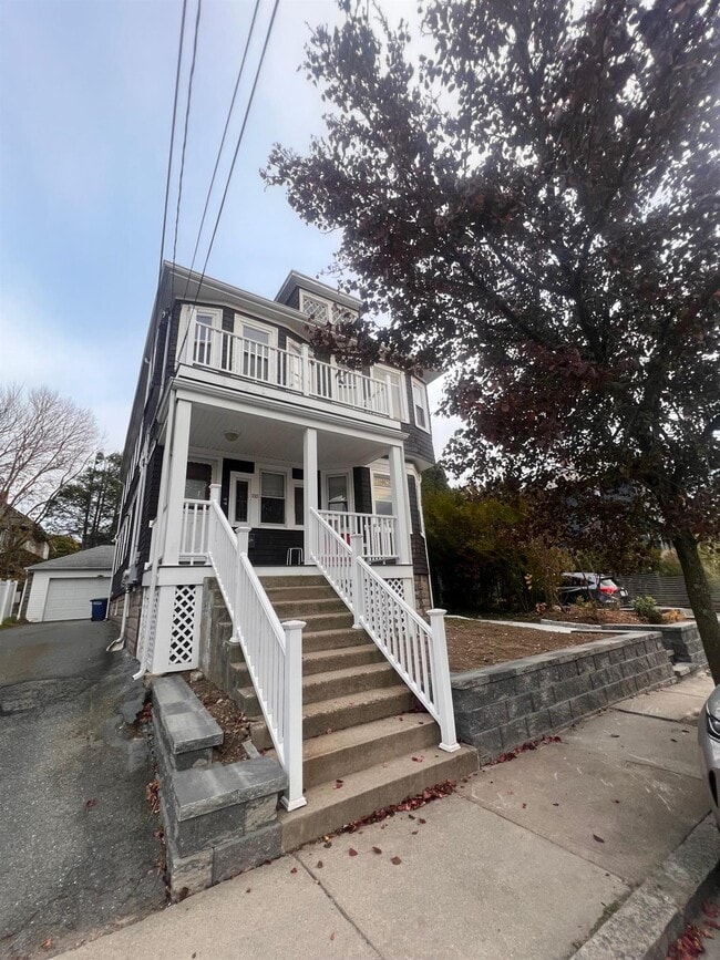 Photo - 110 W Quincy St Apartments Unit #1