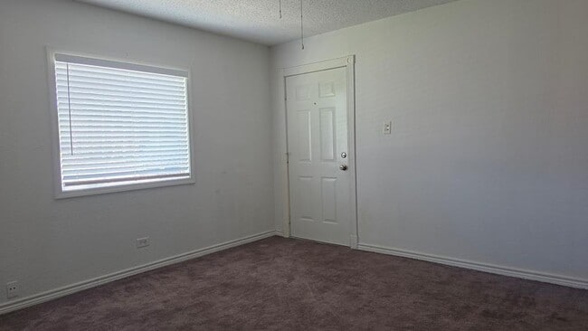 Photo - 3208 W Kansas Ave