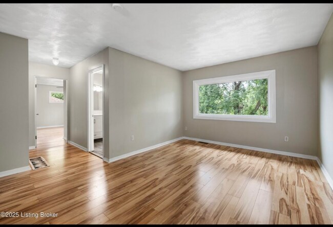 Photo - 1109 Crestview Way