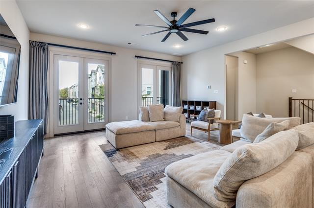 Photo - 1434 Elevado Dr