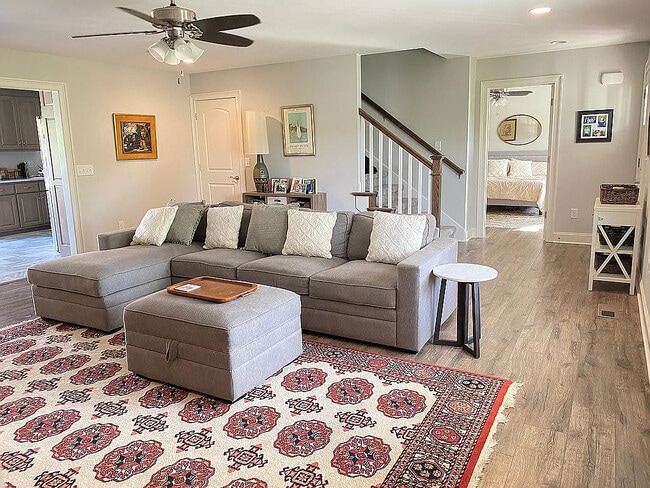 Photo - 248 Bluegrass Dr