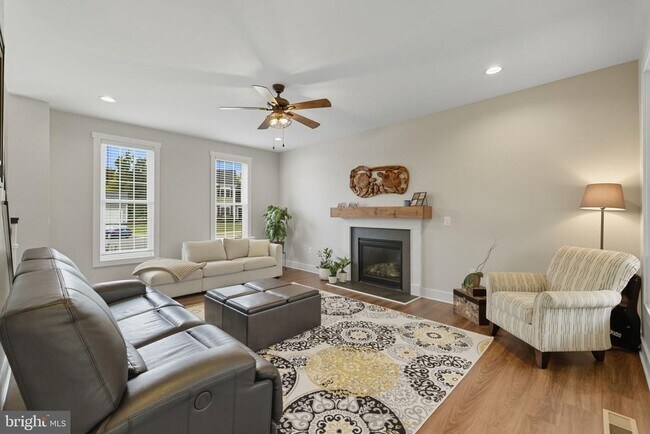 Photo - 8193 Major Watters Ct
