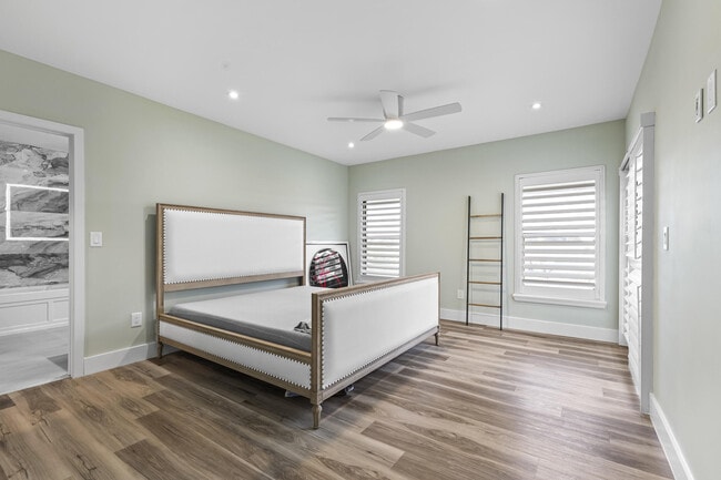 Photo - 11311 Pond View Dr Unit C203