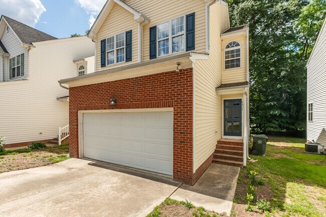 Photo - Single Family home in Hedingham: Available Now!