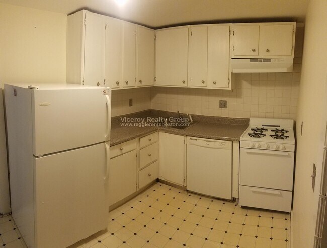 Photo - 679 Massachusetts Ave Unit 1