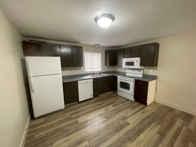 Photo - 320 N 200 E Unit 49