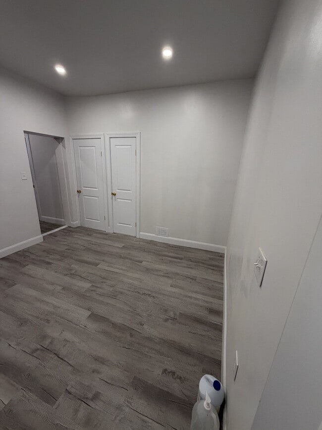 Photo - 415 S 10th St Unit APT 1