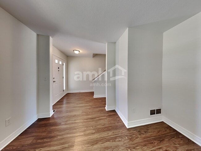 Photo - 302 Triple Crown Way