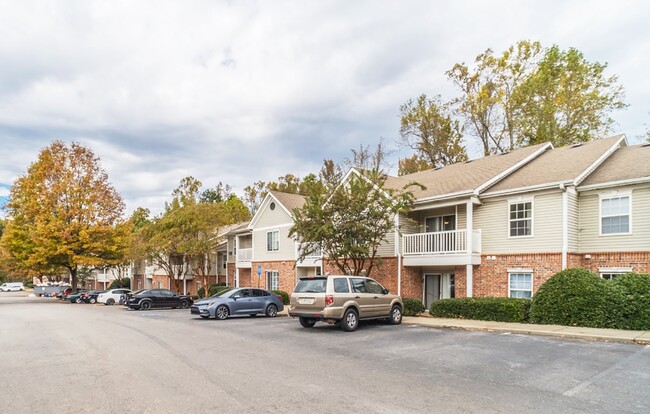 Groves of Lawrenceville Apartments For Rent in Lawrenceville, GA ...