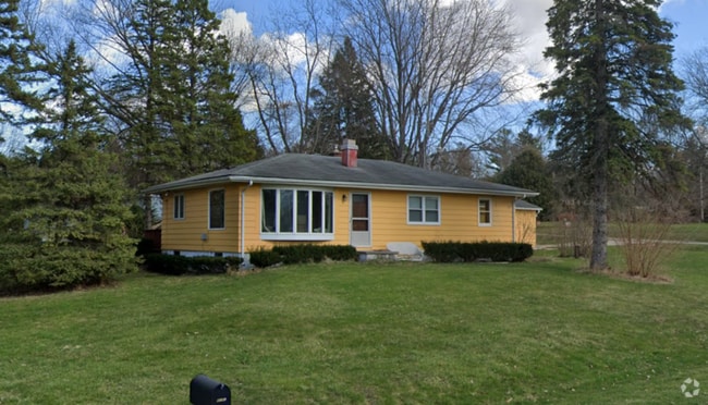 Building Photo - W4559 Eleanore Ln Rental