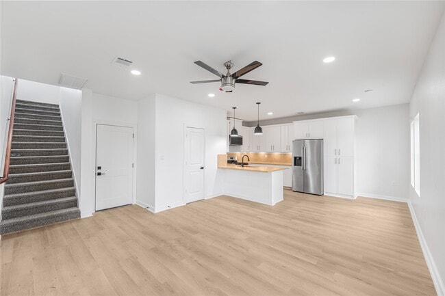 Photo - 6809 Fairway Dr Unit A