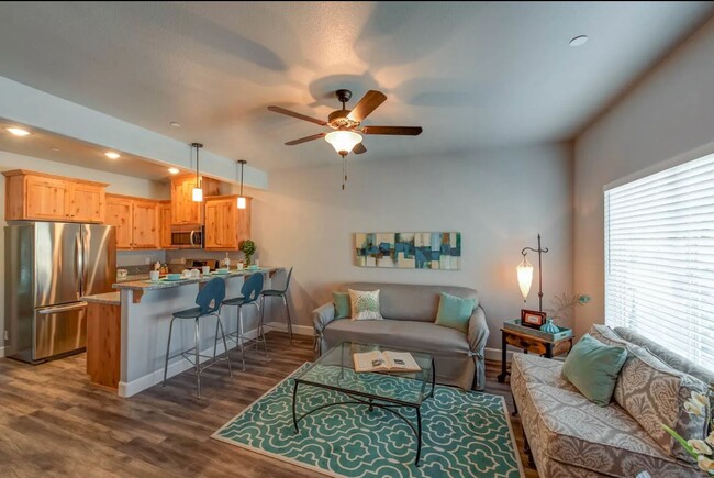 Building Photo - Midtown 557 Rental