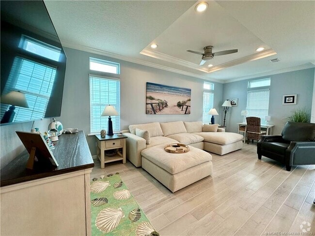 Building Photo - 380 NE Wharf Way Rental