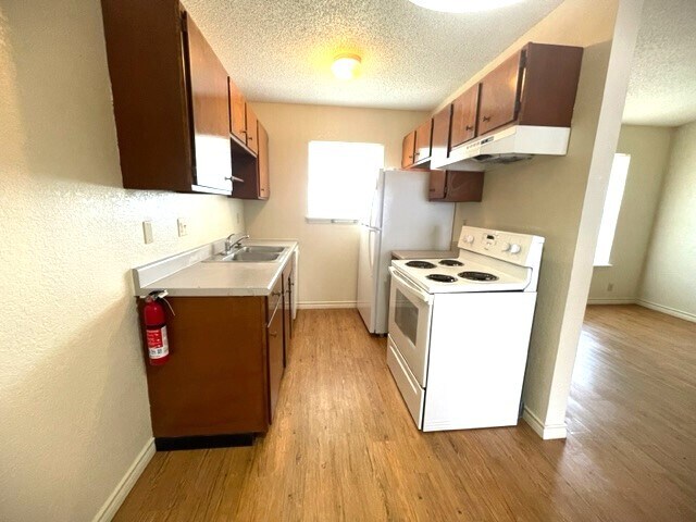 Photo - 917 S Church St