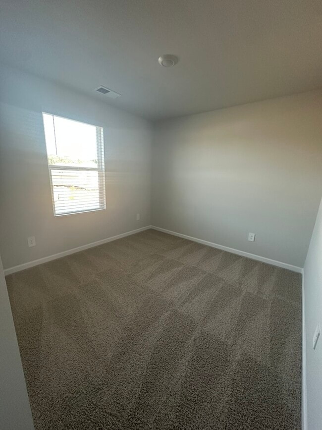 Photo - 504 Cloudland Dr