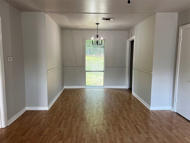 Photo - 222 N Ricketts St House