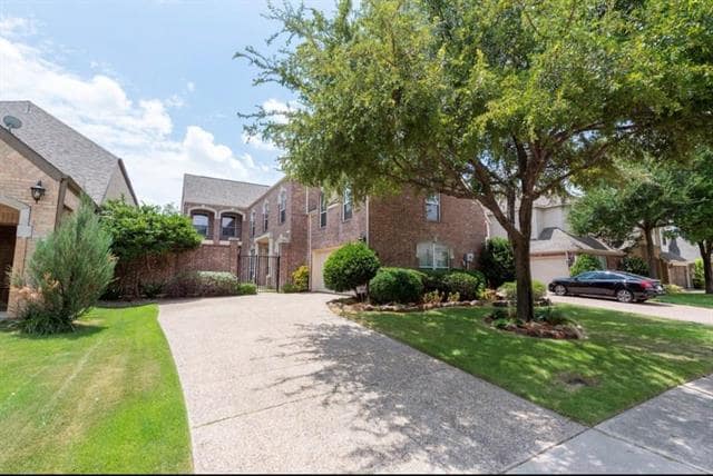 Photo - 33 Misty Pond Dr