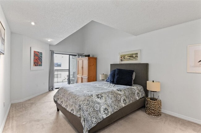 Photo - 250 Carolina Ave