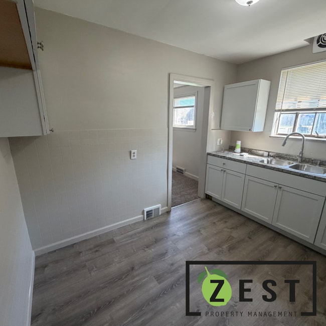Photo - Beautiful 3 bedroom 1 Bath