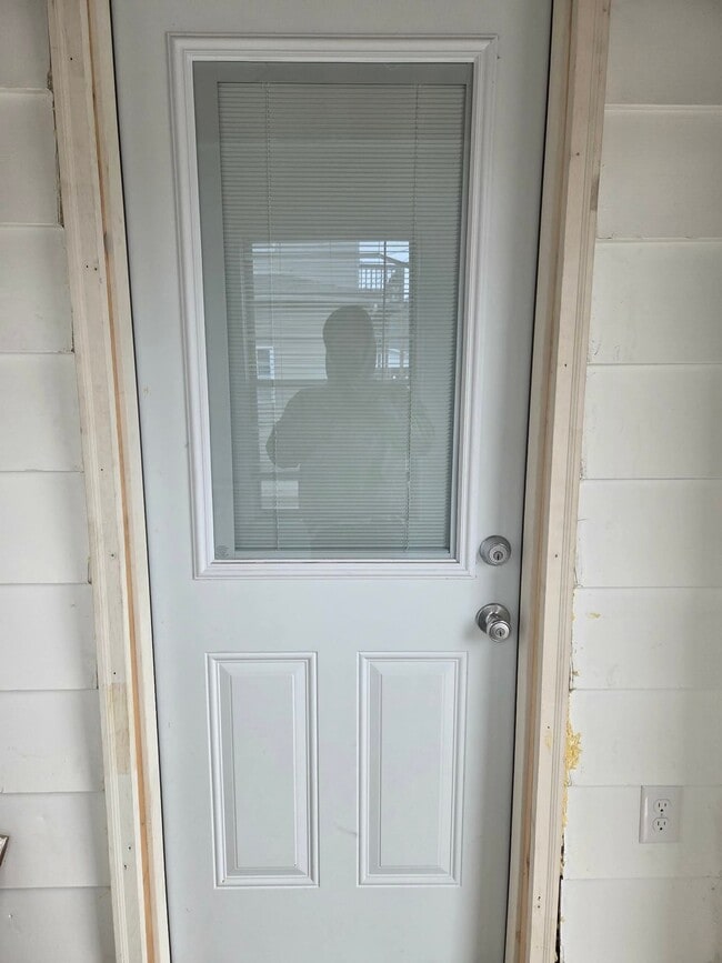 Photo - 14818 Broadway St