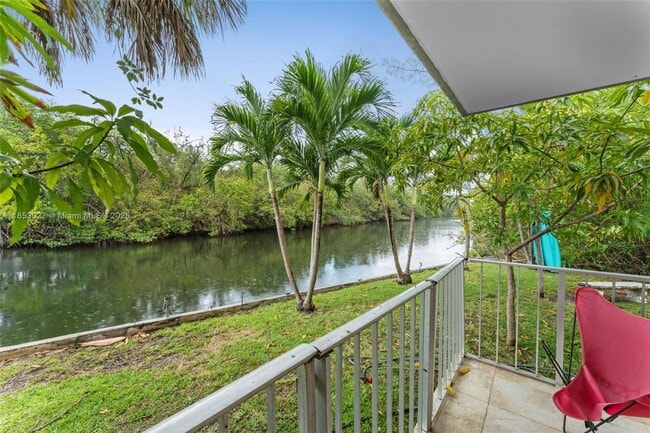 Photo - 1777 Venice Ln Unidad 136