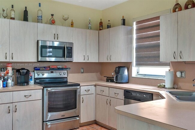 Photo - 13218 SW 54th Ct