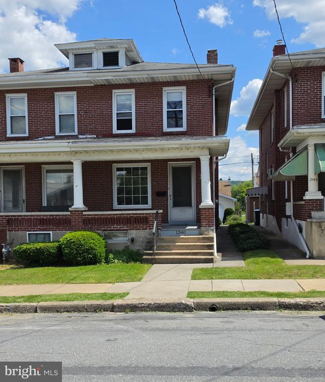 Photo - 1340 Fern Ave