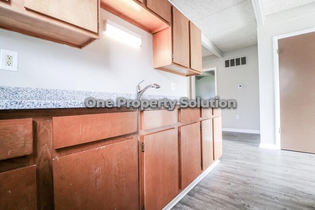 Photo - 1309 Logan St