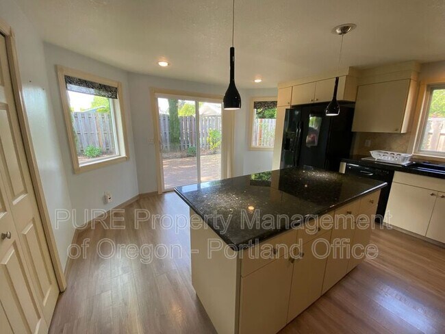 Photo - 15779 SW 87th Ave