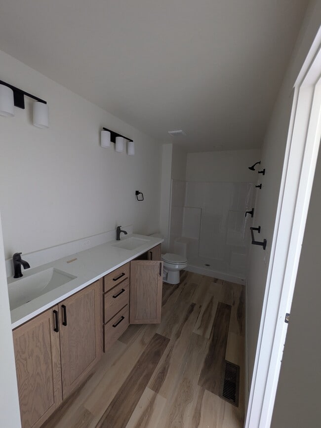 Photo - 4707 Highgarden Wy