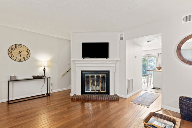 Photo - 109 Fountain Dr