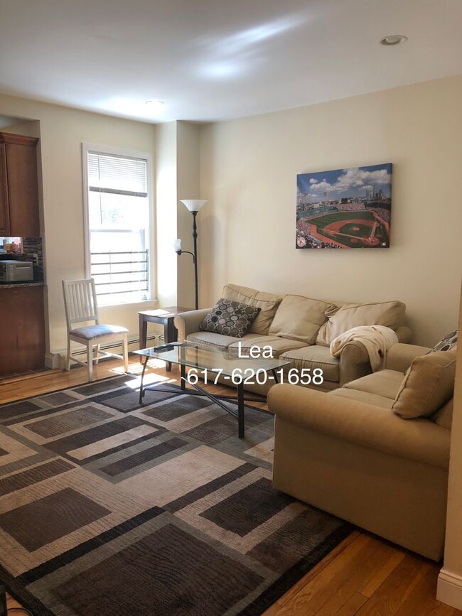 SEPT Incredible 5bed w/ 2 FULL bath! Right... - SEPT Incredible 5bed w/ 2 FULL bath! Right... House
