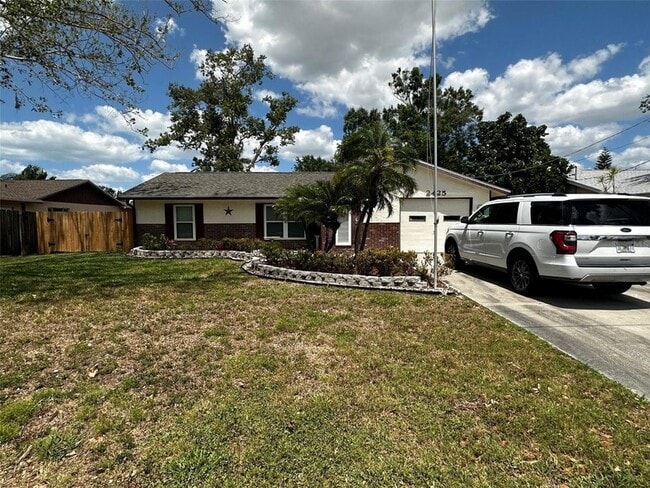 Photo - 2425 Doud St