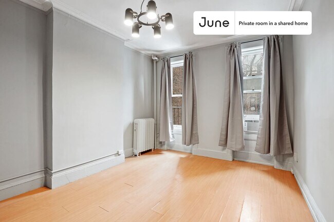 Photo - Room in Shared 4 bed/1 bath home Unidad 2A