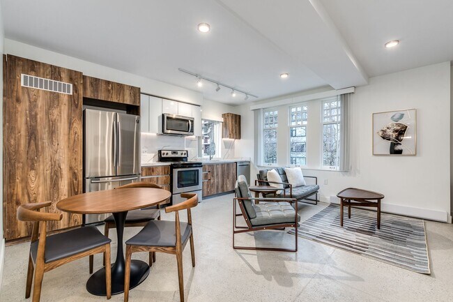 Photo - 1170 Barclay St Unit 206