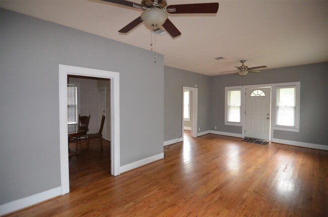 Photo - 321 Dorchester St