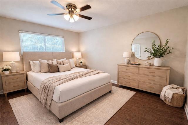 Photo - 4023 N Hall St Unidad 102