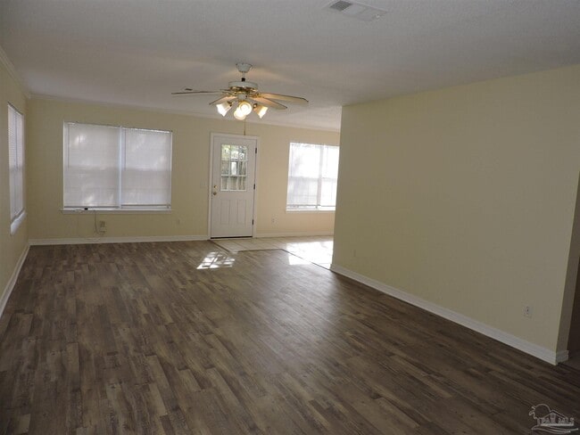 Photo - 3296 Two Sisters Wy