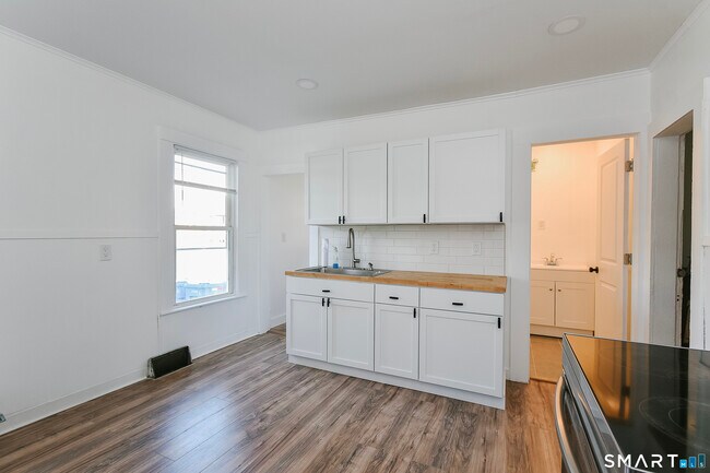 Photo - 22 Kelley St Unit First Floor
