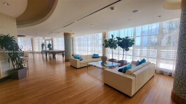 Photo - 253 NE 2nd St Unit 1206