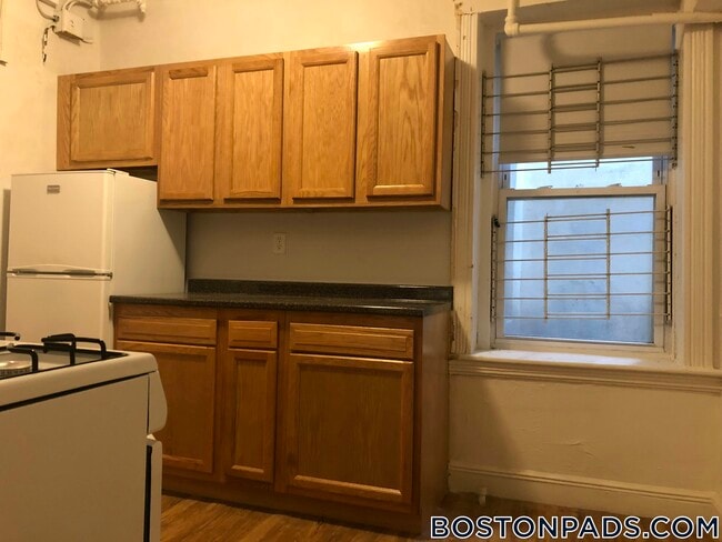 Photo - 1810 Commonwealth Ave Unidad 1