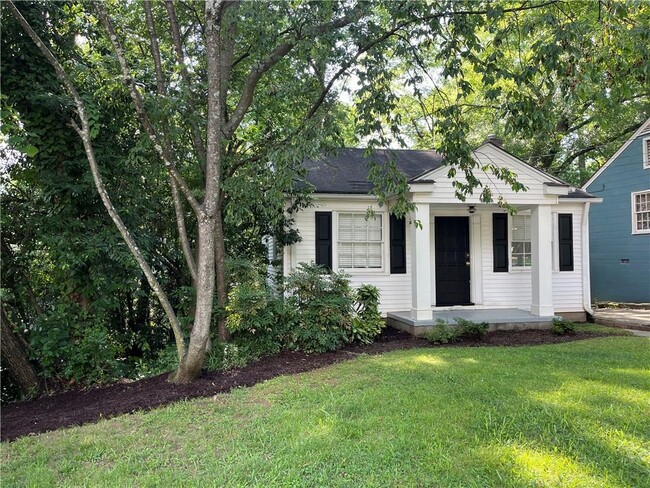 Photo - 1612 Tallulah St NW