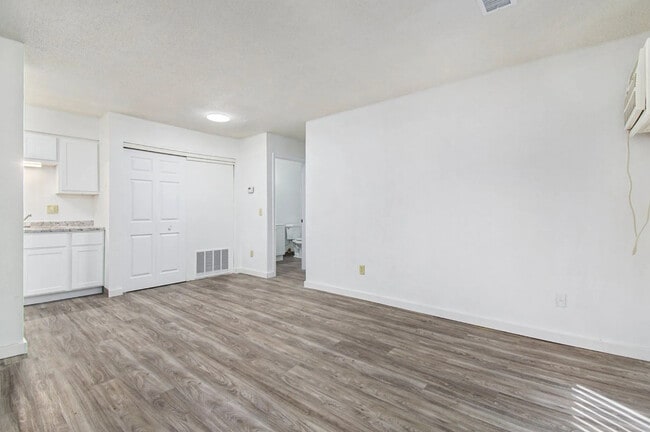 Woodcreek Apartments