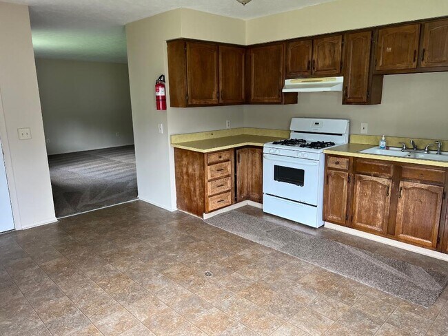 Photo - 1194 Bryce Ave