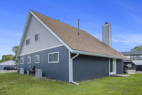 Photo - Nu Michigan Ave