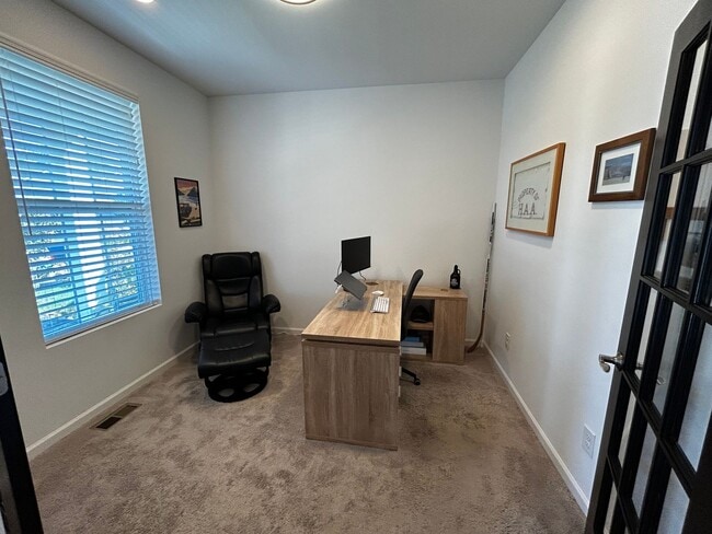 Photo - Beautiful 3 Bedroom Home for Rent