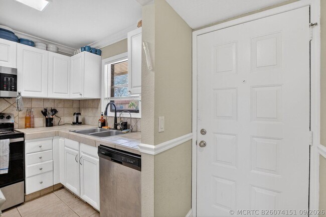 Photo - 21895 Lake Forest Cir Unit 201