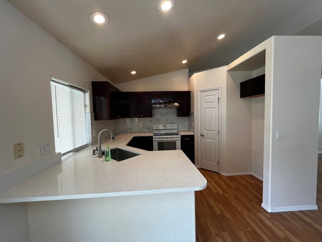 Photo - 11283 W Glen Ellyn Dr