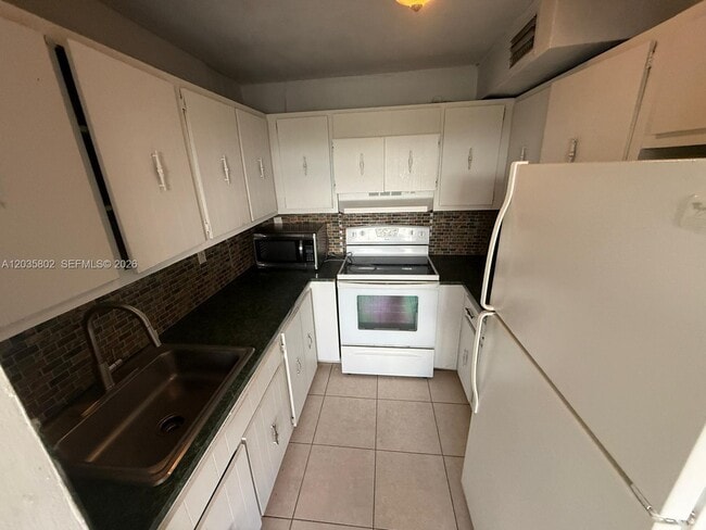 Photo - 6675 W 4th Ave Unit 402
